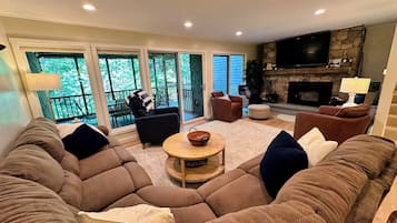 Villa (5 Bedrooms) | Interior