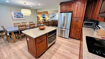 Villa (5 Bedrooms) | Interior