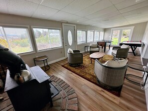 Interior - Renovated Farmhouse on Snowmobile Trail With Firepit & Mountain Views, 10 min From Bretton Woods (Twin Mountain)