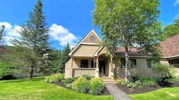 Villa (2 Bedrooms) | Interior