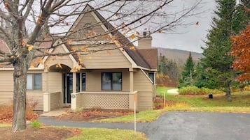 Fachada de la propiedad