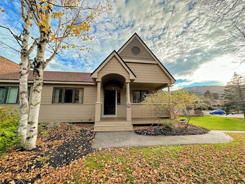 Fv36 Sunny and Homey Fairway Village Townhome Right on the Mount Washington Hotel Golf Course AC!