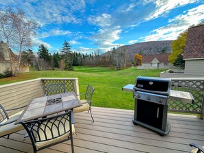 Villa (3 Bedrooms) | Interior - Fv36 Sunny and Homey Fairway Village Townhome Right on the Mount Washington Hotel Golf Course AC! (Bretton Woods)