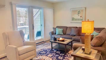 Villa (4 Bedrooms) | Interior