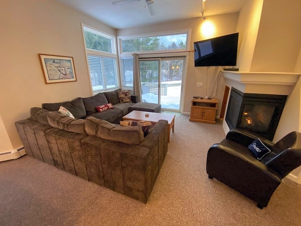 Interior - Fv50 Pet Friendly Single Level Home in Bretton Woods, Walk to Golf Course and Mt Washington Hotel! (Bretton Woods)