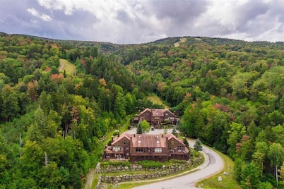V3 Gorgeous Ski-in Mountain View Townhouse With Amazing Views in Bretton Woods
