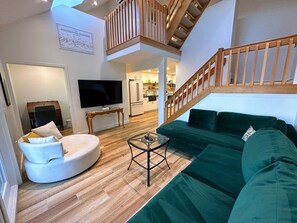 Interior - Rb18 Updated Ski-in Ski-out Bretton Woods Townhome (Bretton Woods)