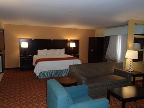 ستائر تعتيم ومكواة/لوح كي وواي فاي مجانًا