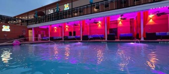 Lux Hotel and Spa