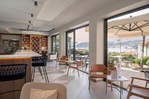 Dining - Doria Park Hotel  (Lerici)