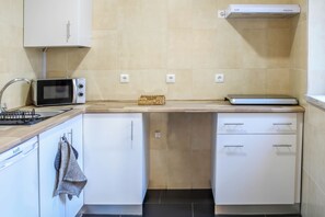 Microwave, oven, stovetop