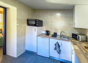 Microwave, oven, stovetop