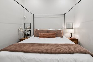 3 dormitorios, escritorio, tabla de planchar con plancha y wifi gratis