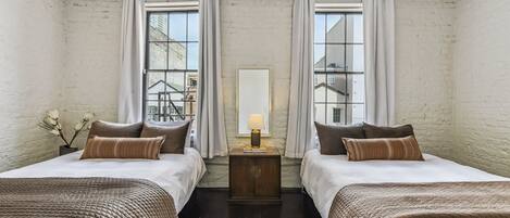 2 Schlafzimmer, Schreibtisch, Bügeleisen/Bügelbrett, kostenloses WLAN