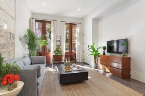 Televisor i oficines 