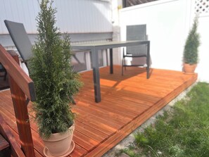 Outdoor dining - Time out in the Fichtelrooms for mountain bikers and hikers (Fichtelberg)
