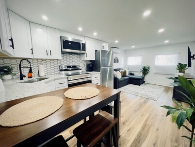 Cozy 1BR in Philly with Rain Shower