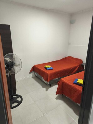 2 Schlafzimmer, Internetzugang, Bettwäsche