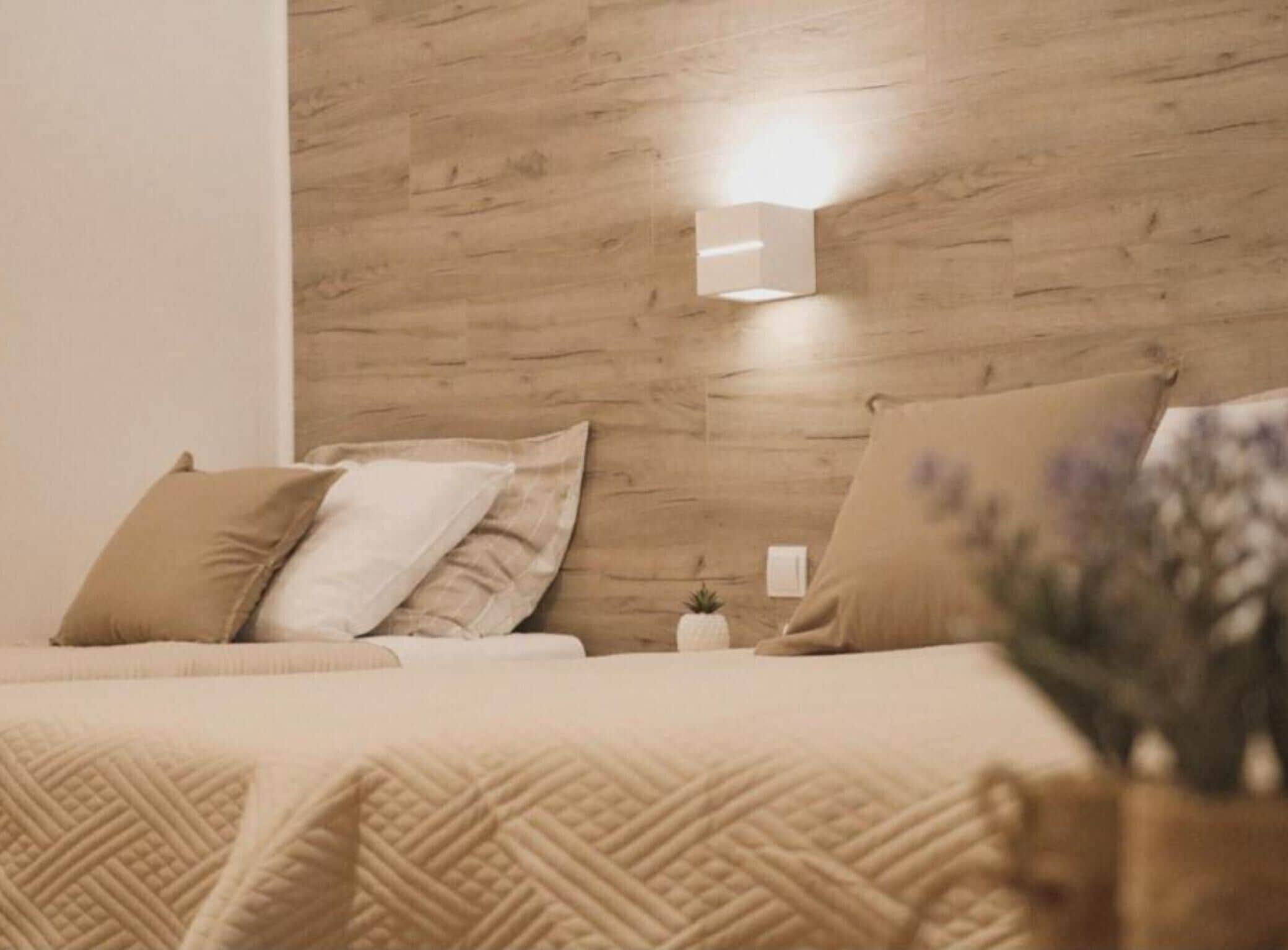 Internet, bed sheets