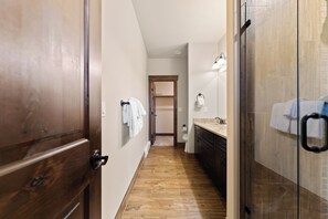 Exterior - Alders #799 (Keystone)