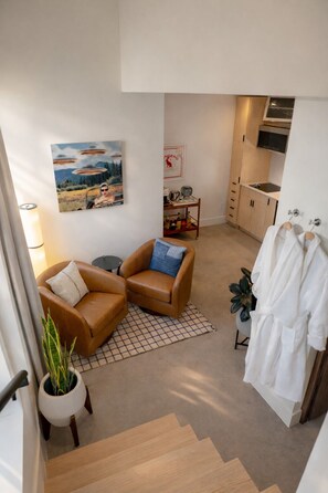 Free WiFi, bed sheets - Hotel SOMA (Fort Worth)