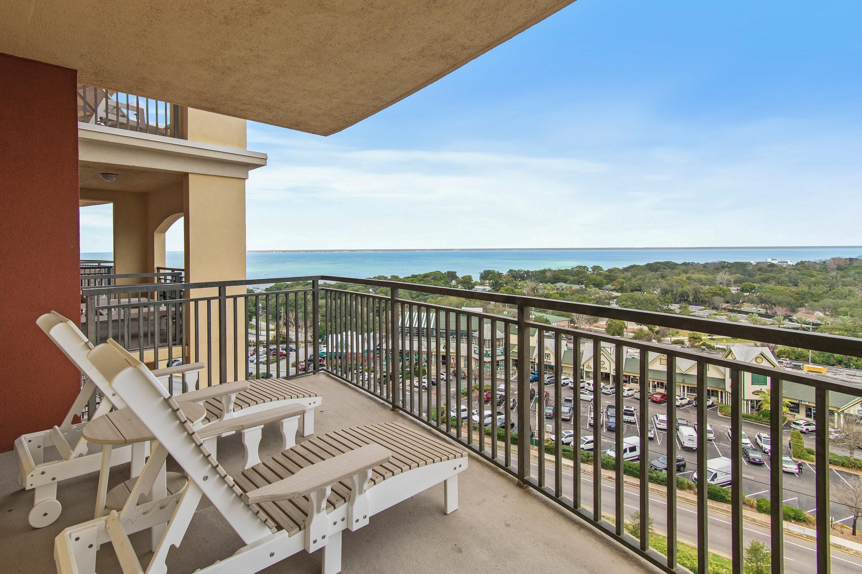 Condo, Multiple Beds (Emerald Grande E810) | Property grounds