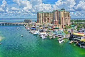 Apartamento, varias camas (Emerald Grande E810) | Puerto deportivo