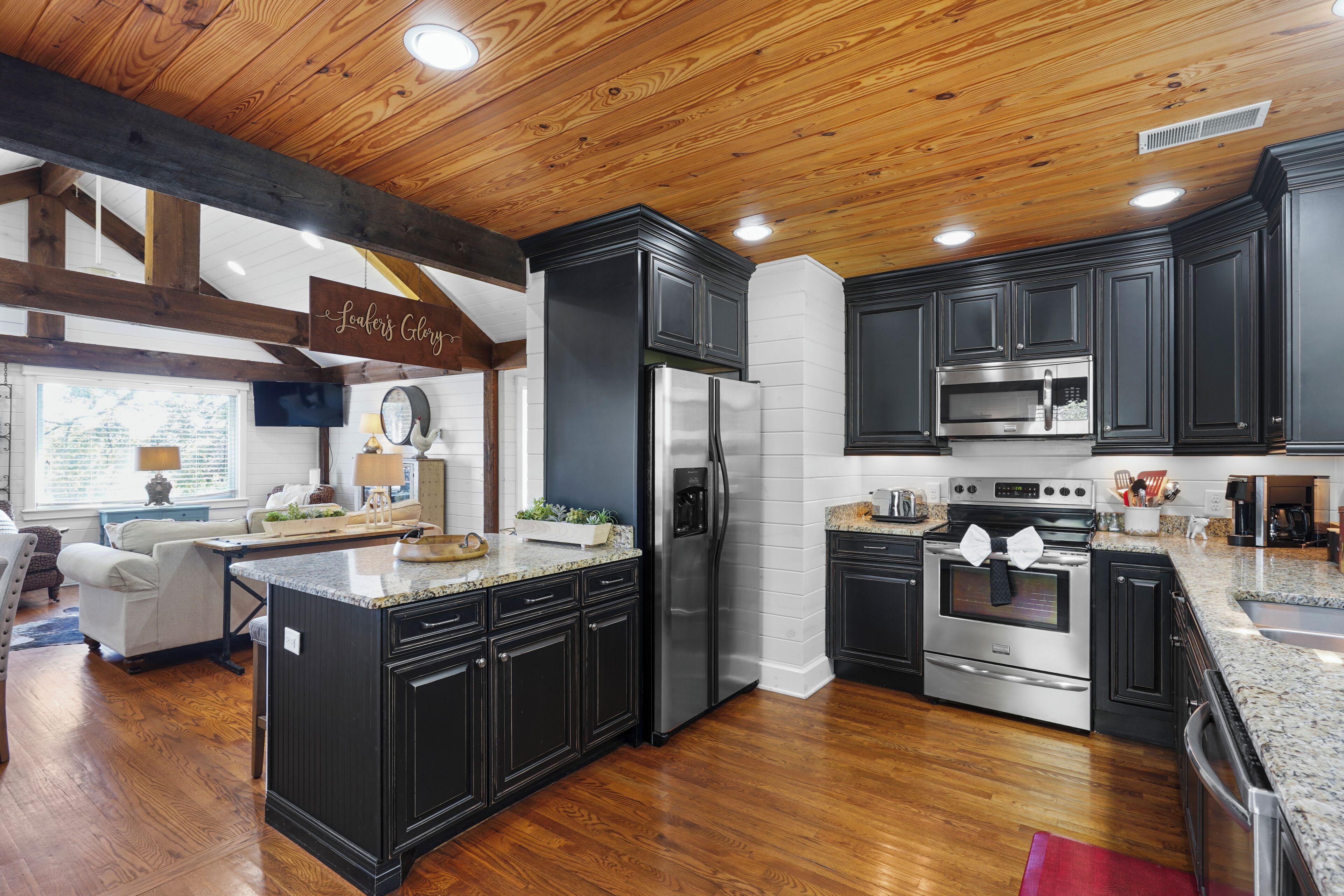 Microwave, stovetop, dishwasher, coffee/tea maker