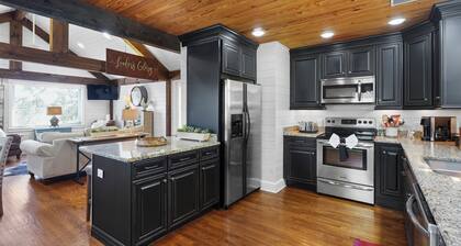 Old Hillsboro 4316-Near Leipers Fork-Sleeps 4