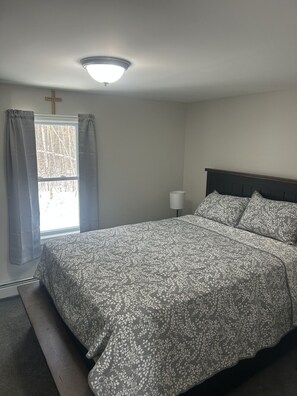 4 chambres, bureau, Wi-Fi, draps fournis