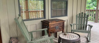 Buddy's Bungalow