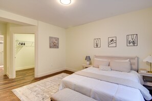 Strykejern/-brett, internettilgang og sengetøy