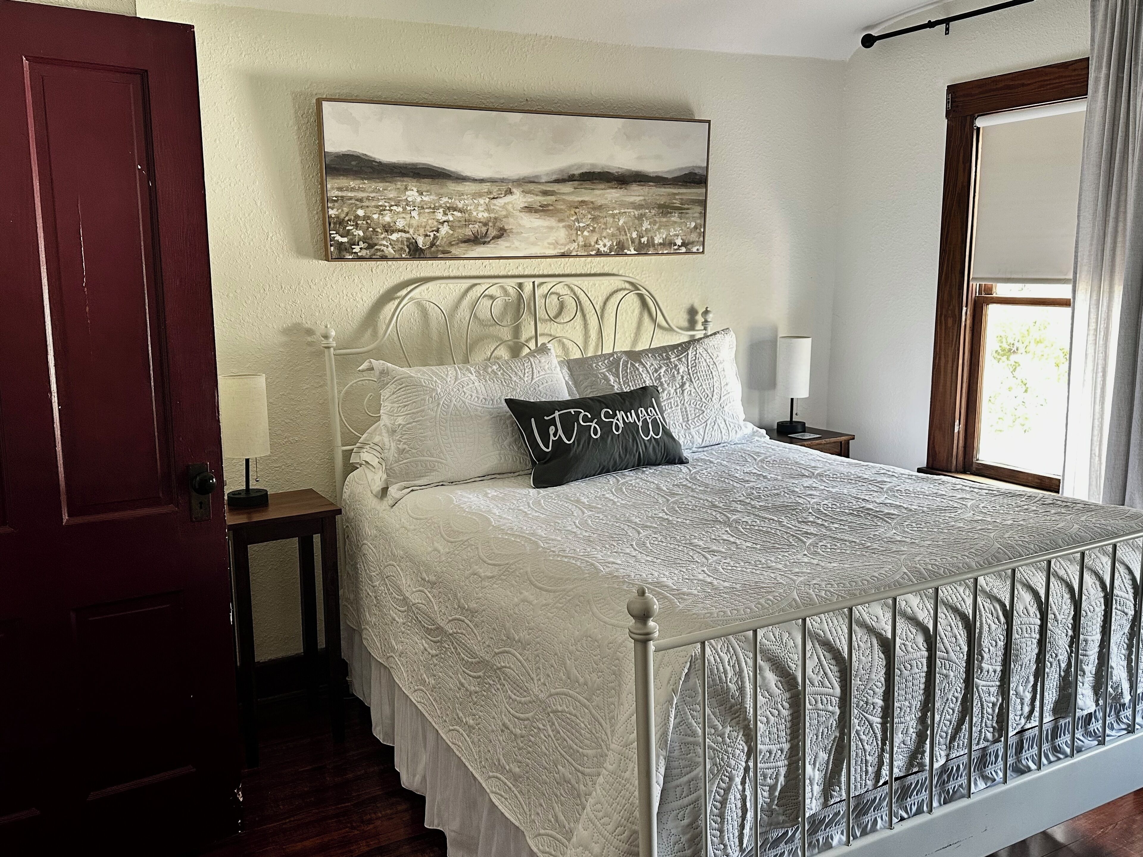 2 bedrooms, iron/ironing board, travel crib, free WiFi