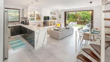 Family Apartment, Garden View | Interior