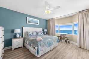 2 habitaciones, tabla de planchar con plancha y cuna de viaje 
