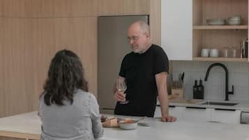 Réfrigérateur, micro-ondes, four, lave-vaisselle