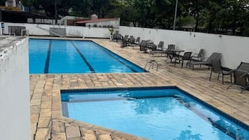 Apartamento, para fumantes | 2 quartos