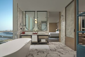 Bathroom - Hyatt Regency Zhuhai Gongbei (Zhuhai)