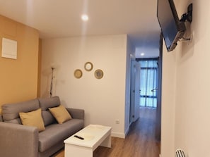 Perusstudio, esteetön liikuntarajoitteisille | Oleskelualue