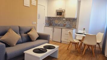 Apartment, Kitchen | Living area