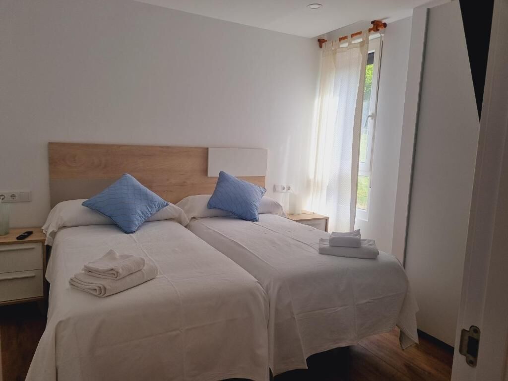 Free WiFi, wheelchair access