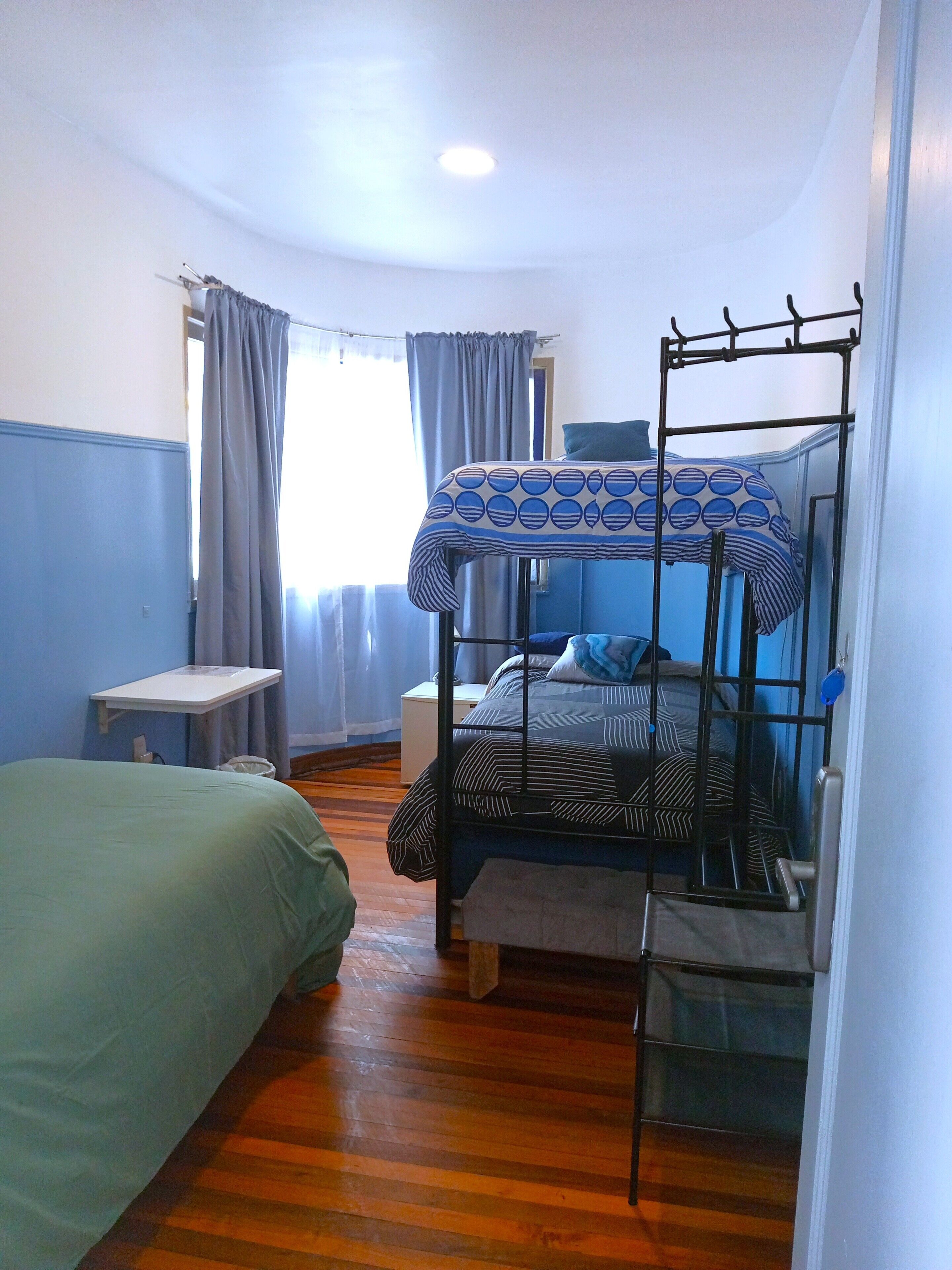 Quarto quádruplo, vista para o jardim | Wi-Fi de cortesia, roupa de cama