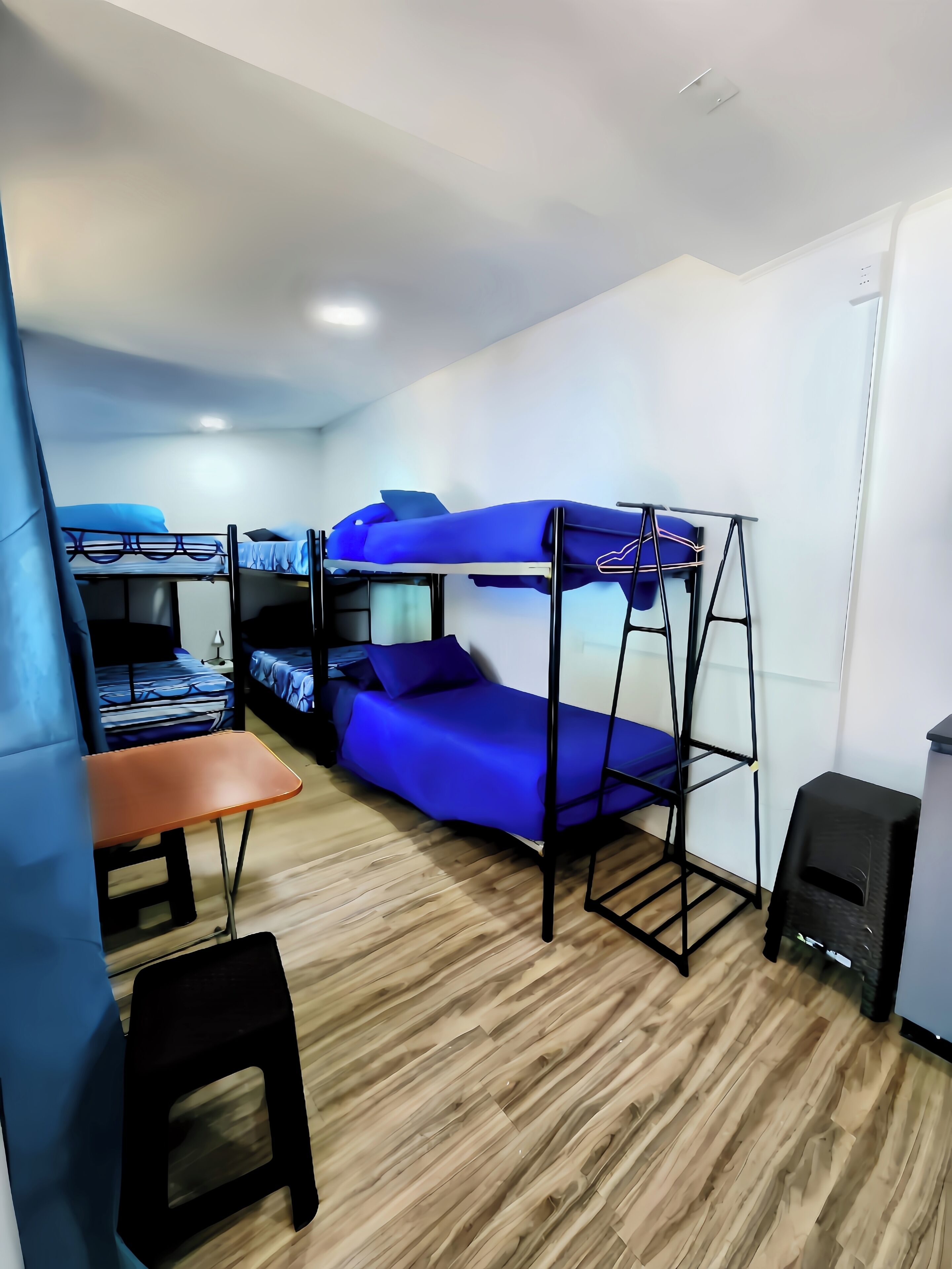 Wi-Fi de cortesia, roupa de cama