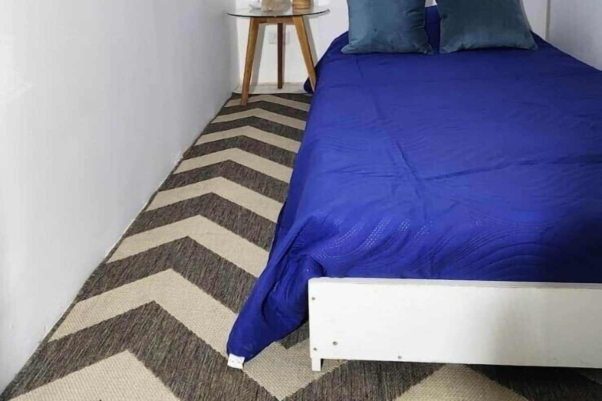 Basic-Einzelzimmer | Kostenloses WLAN, Bettwäsche