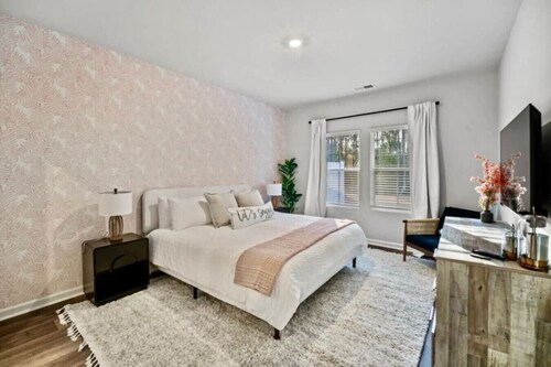 Brand New-Spacious Townhome Near Ocean Isle Beach