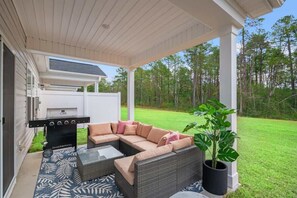 Terrace/patio - Brand New-Spacious Townhome Near Ocean Isle Beach (Ocean Isle Beach)