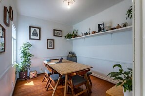 Dining - Beautiful, bright apartment, right on the park (Ciudad de México)