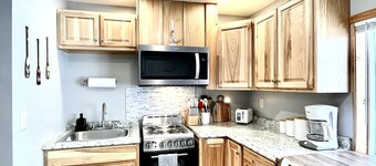 Campfire Cottage | McKinney Lake Cottages | One Bedroom | One Bath