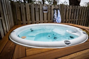 Idromassaggio all'aperto