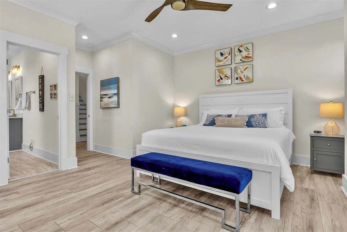 5 bedrooms, travel cot, free WiFi, bed sheets
